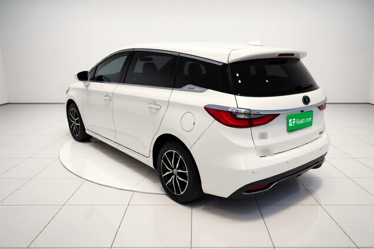 比亚迪  宋MAX 2017款