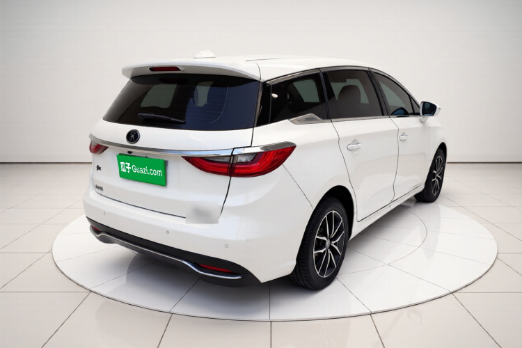 比亚迪  宋MAX 2017款